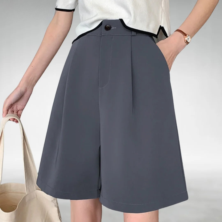 Angela | Everyday Shorts with a Relaxed Fit