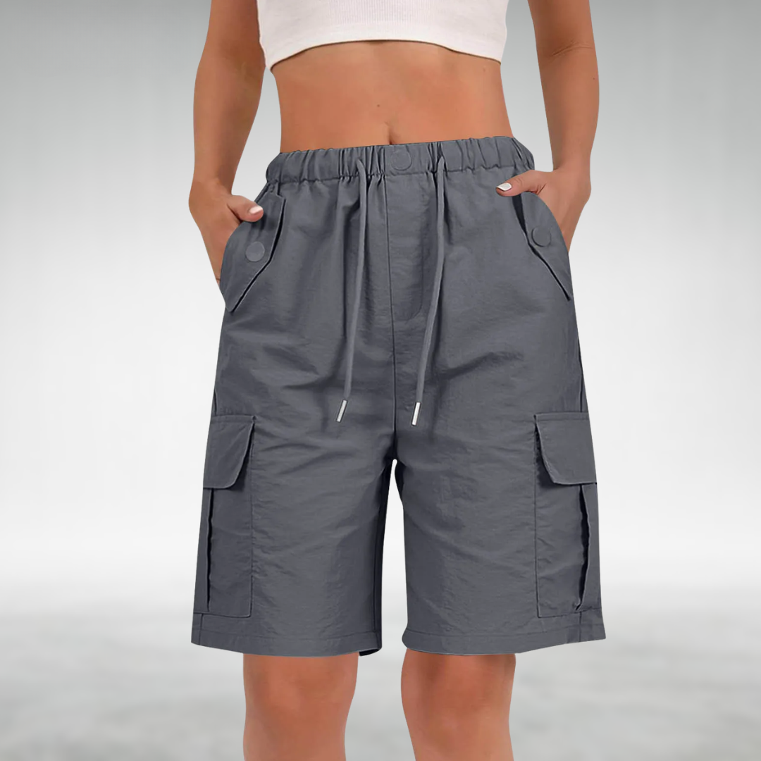 Alma | Cargo Shorts with a Relaxed Fit