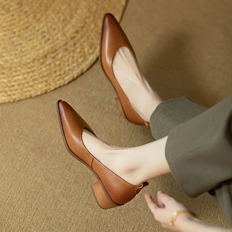 Lucia | Classic Pumps
