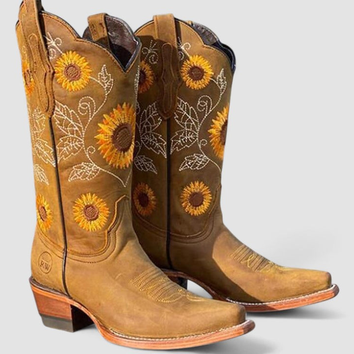Alma – Orthopedic Western Boots