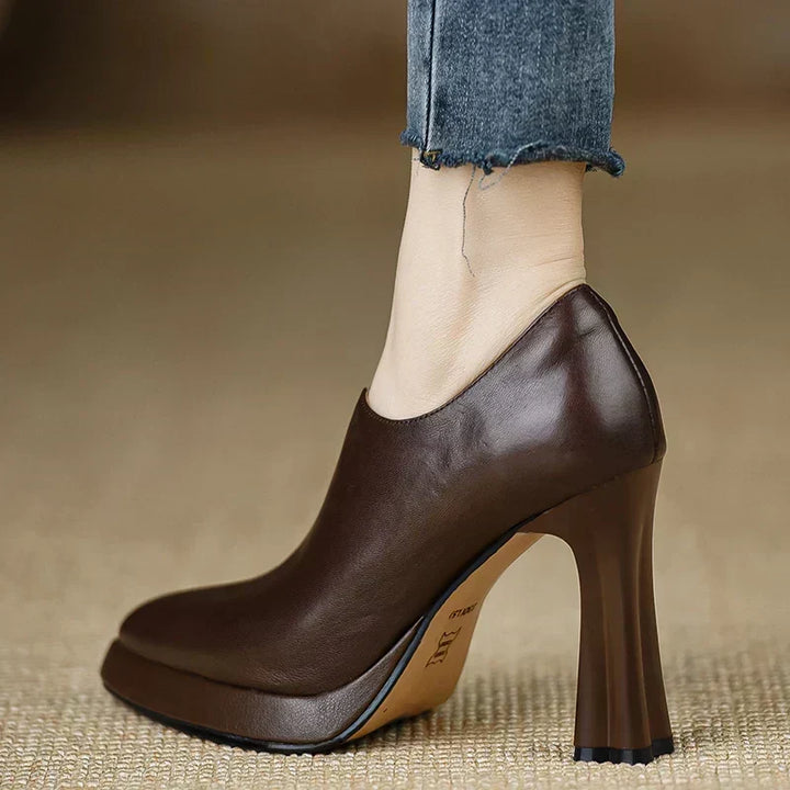Sandra | Modern Pumps