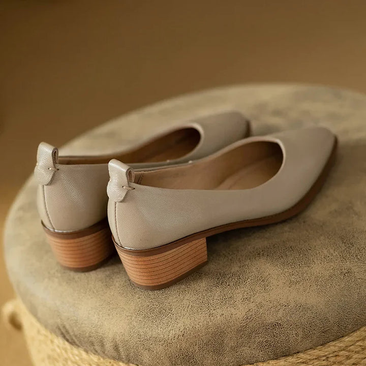Lucia | Classic Pumps