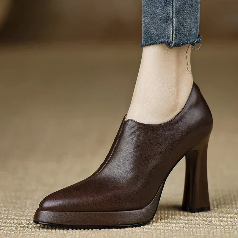 Sandra | Modern Pumps