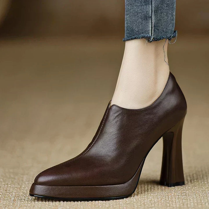 Sandra | Modern Pumps
