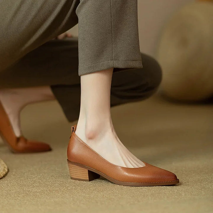 Lucia | Classic Pumps