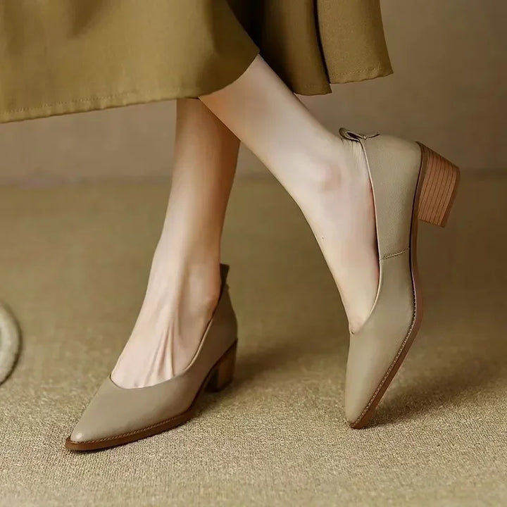 Lucia | Classic Pumps