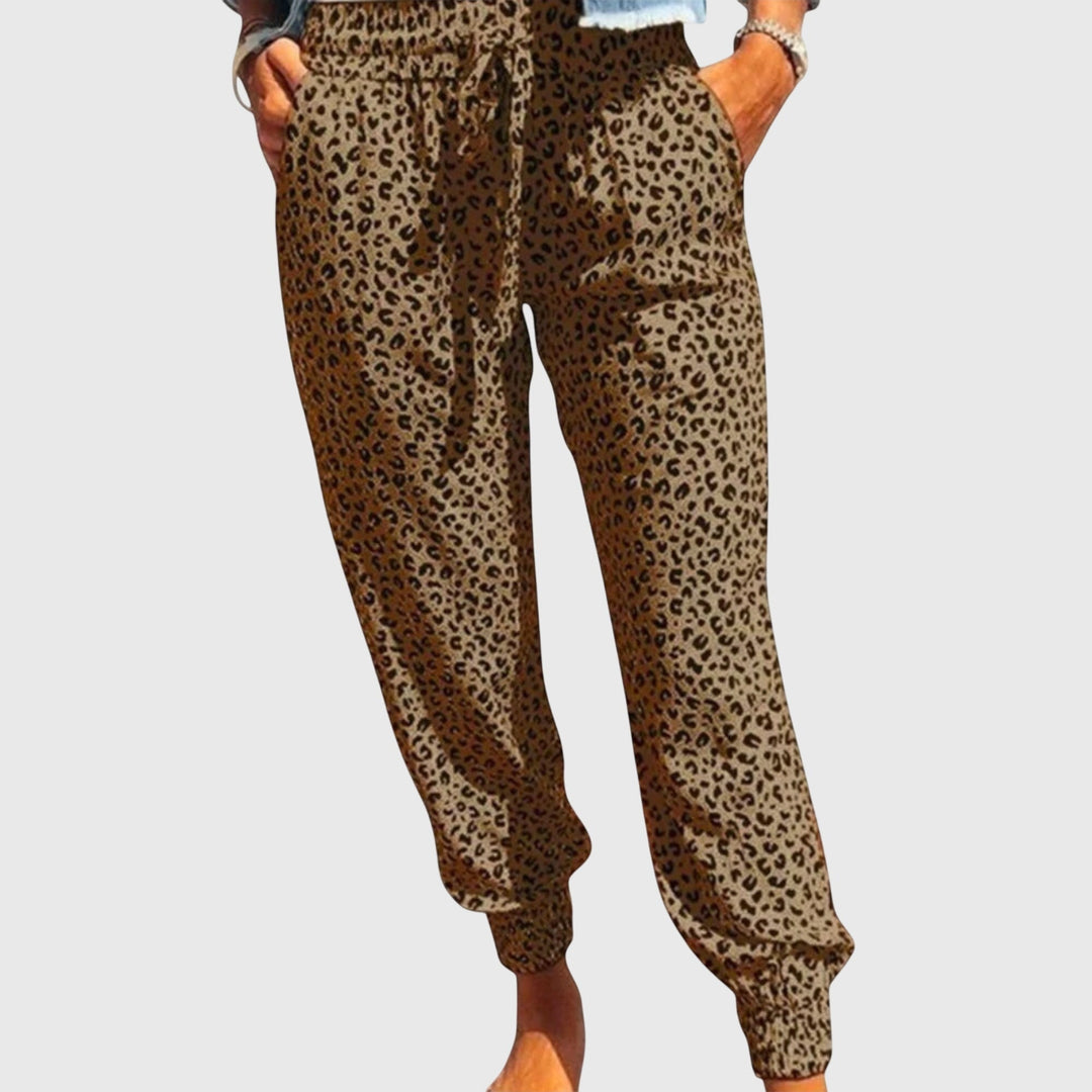 Viviana | Leo Pants with Wide Legs.
