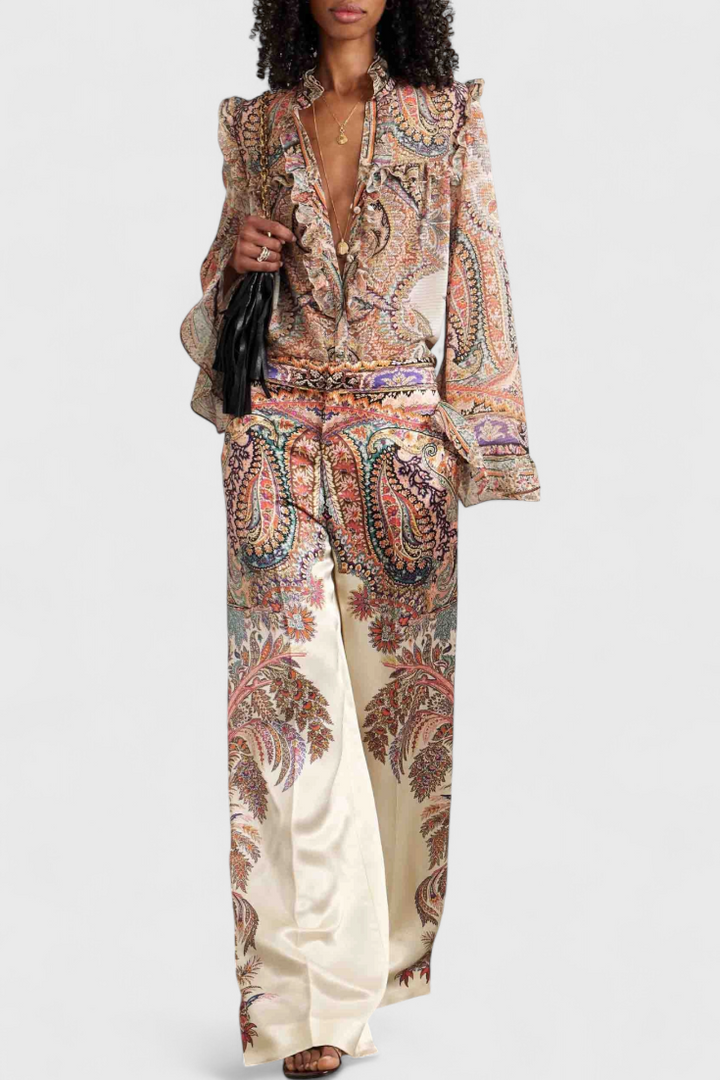 Elegant Paisley Print Ensemble with Charming Ruffled Blouse