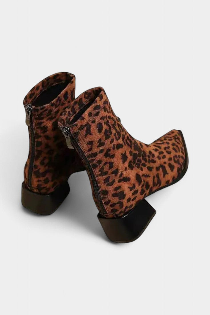 Eva Stylish and Cozy Heeled Boots