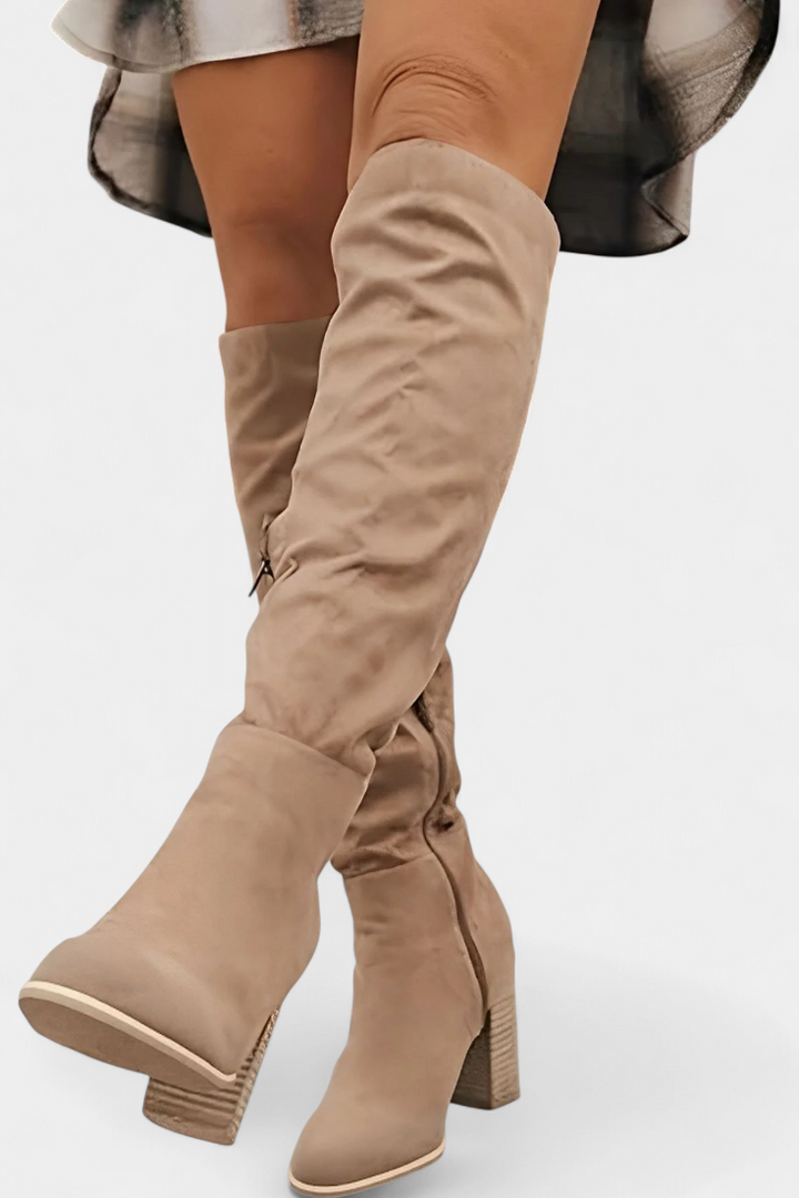 Fiorella Chunky Heeled Round Toe Boots
