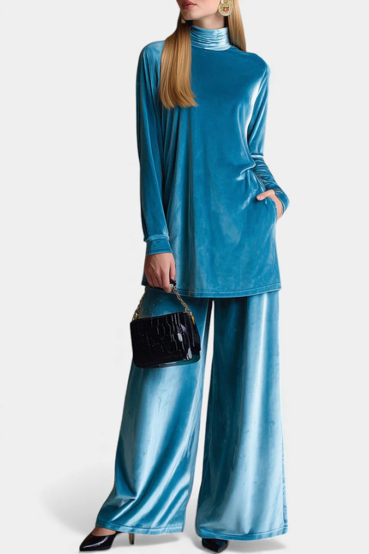 Cesarina Velvet High-Top Sneakers and Split Pants with High Collar