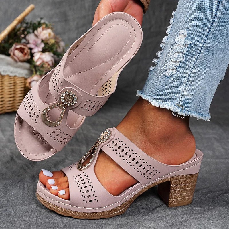Carla | CHIC AND COMFORTABLE ORTHOPEDIC SANDALS