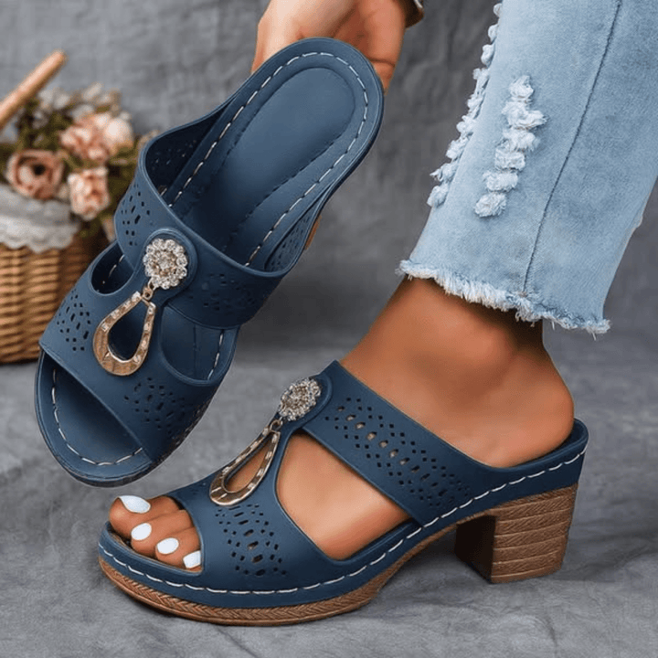 Carla | CHIC ORTHOPEDIC SANDALS